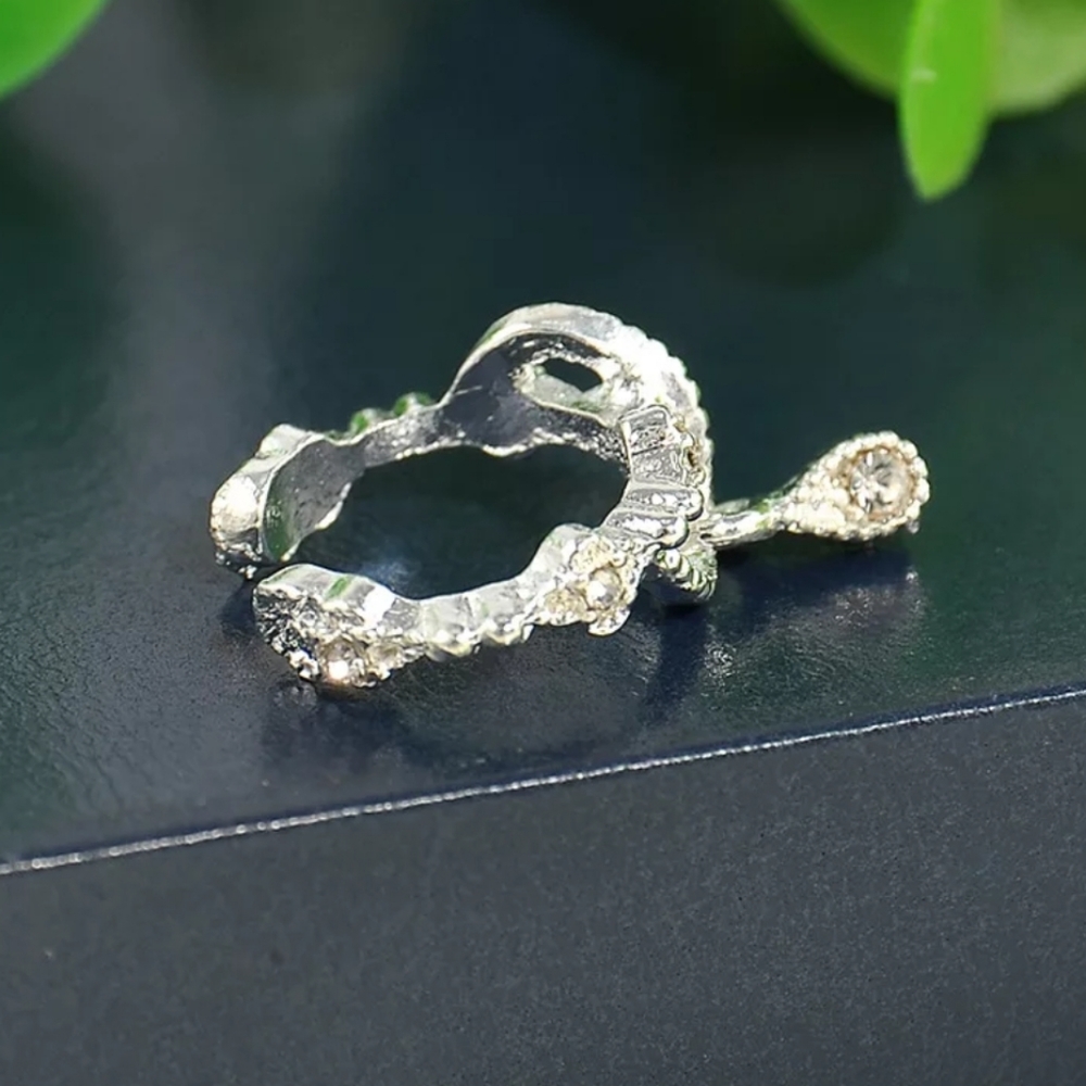 ◇Lisa◇ Gold Cuff Earring - Picture 4 of 5